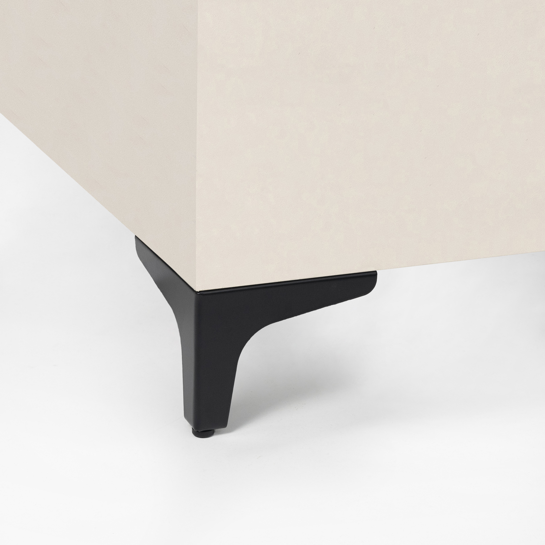 Опора меб. мет. h100 угловая черный GRIDLI 114020 — изображение 4