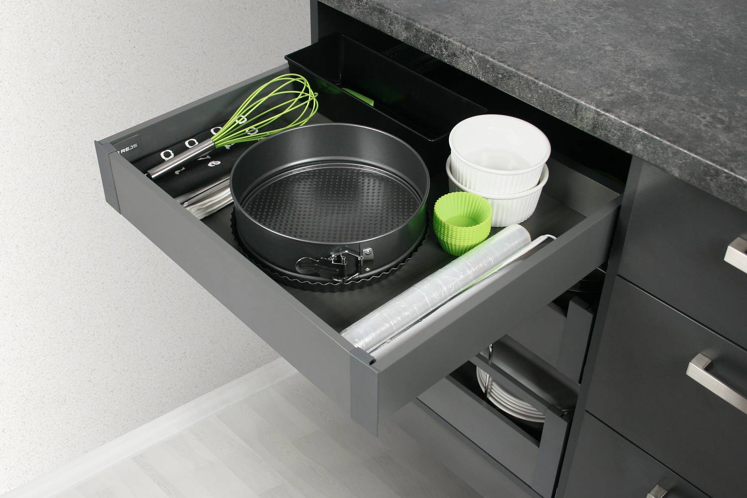 Панель 1200 внутреннего ящика ультрабокса металл лак графит TH03.1181.01.924 — изображение 2