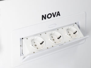 Выдвижной удлинитель NOVA, 3 розетки, белый, AKS 85088