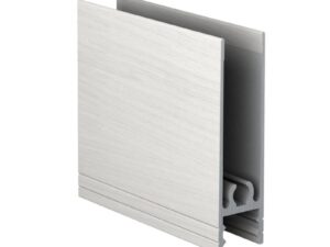 Профиль горизонтальный низ ступенька, лиственница белая 1 метр 1570