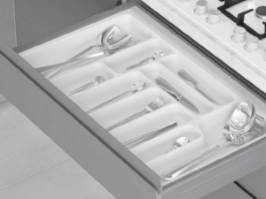 Лоток для столовых приборов Starax в базу шир. 600 (540x490x55) белый  0200236