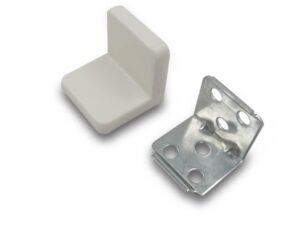 Угол мебельный/КДМ/ с пластиковой накладкой 27,5х27,5х28,3 мм, белый 4255