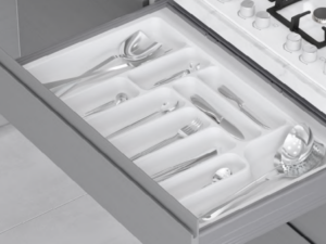 Лоток для столовых приборов Starax в базу шир. 600 (540x490x55) белый 0200236