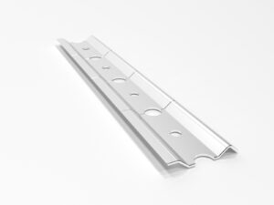 Планка монтажная для навесок 3м 2002